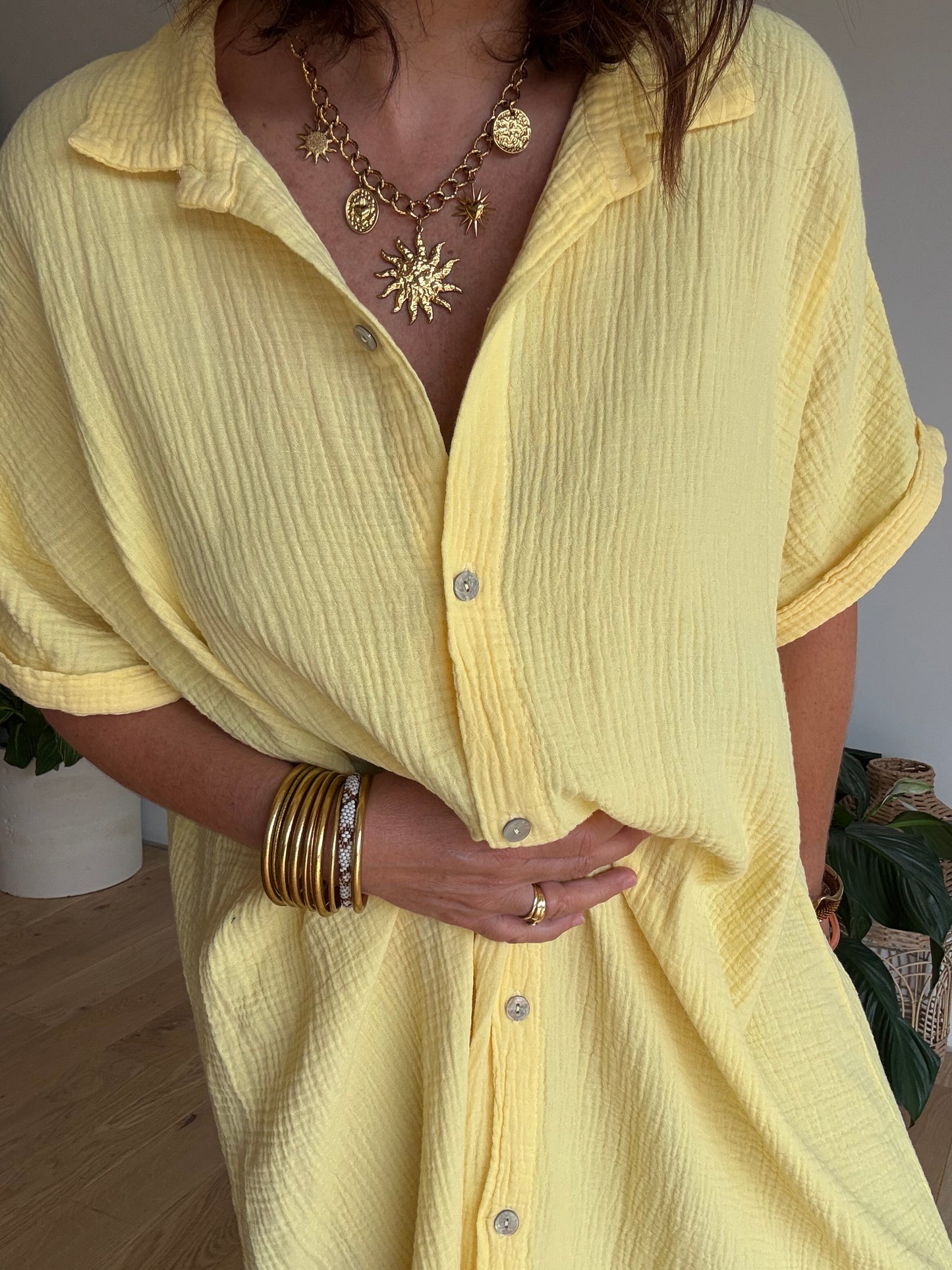 Robe chemise gaze de coton jaune