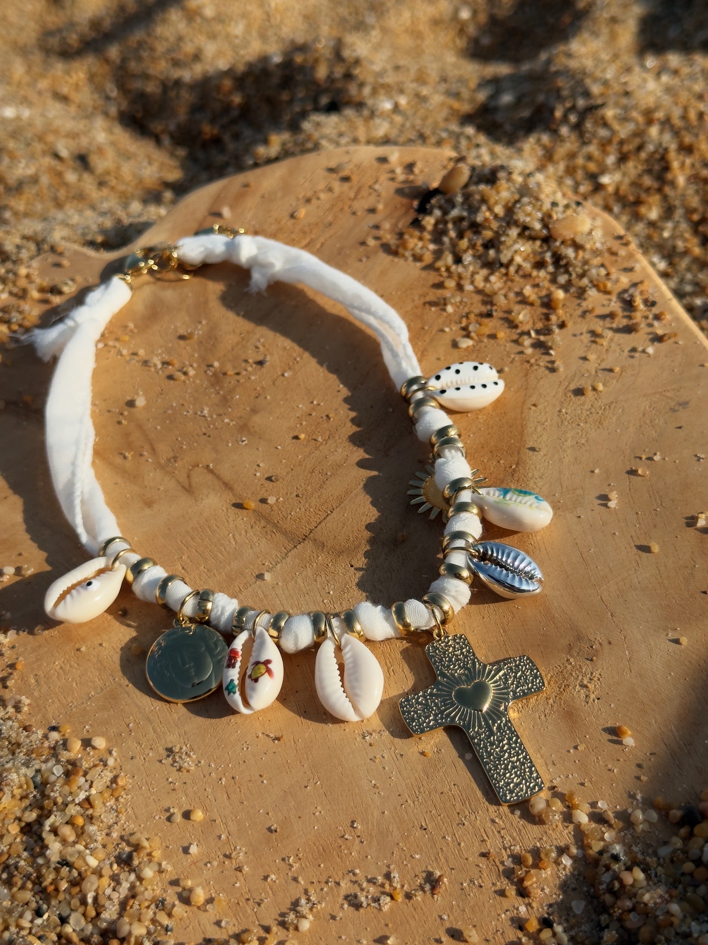 Collier Solara