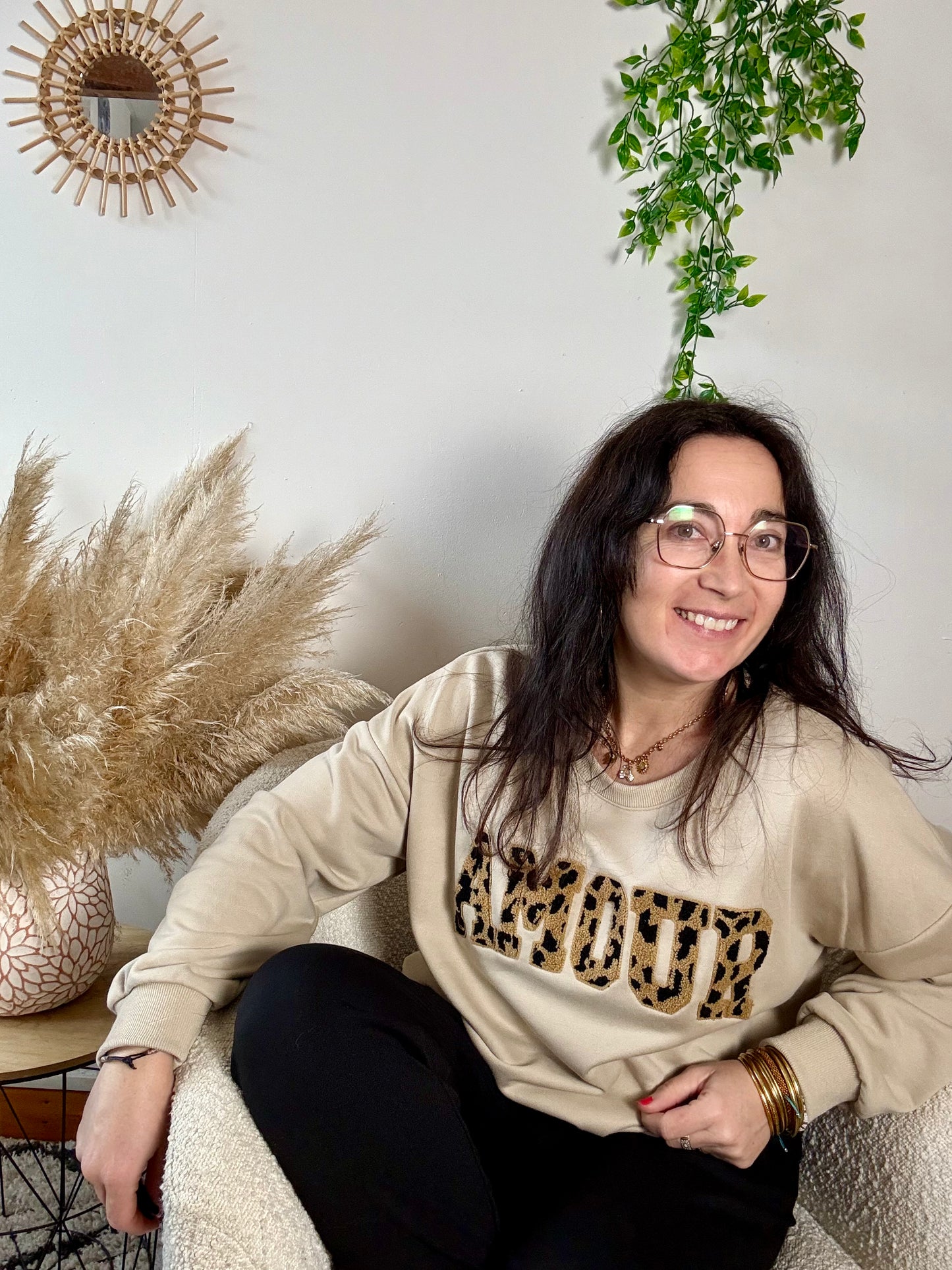 Sweat Beige AMOUR broderie bouclette leopard