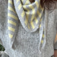 Foulard echarpe triangle Bonny gris jaune