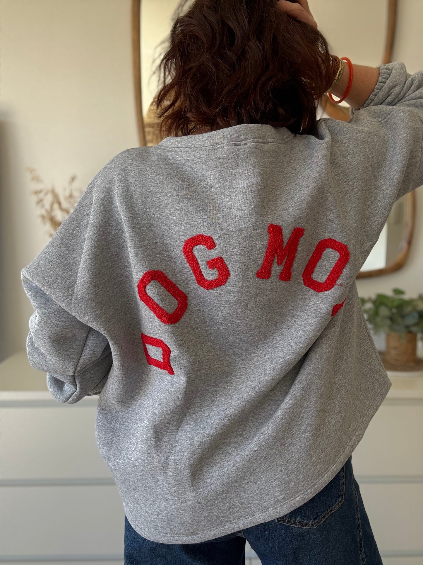 Sweat DOG MOM gris rouge
