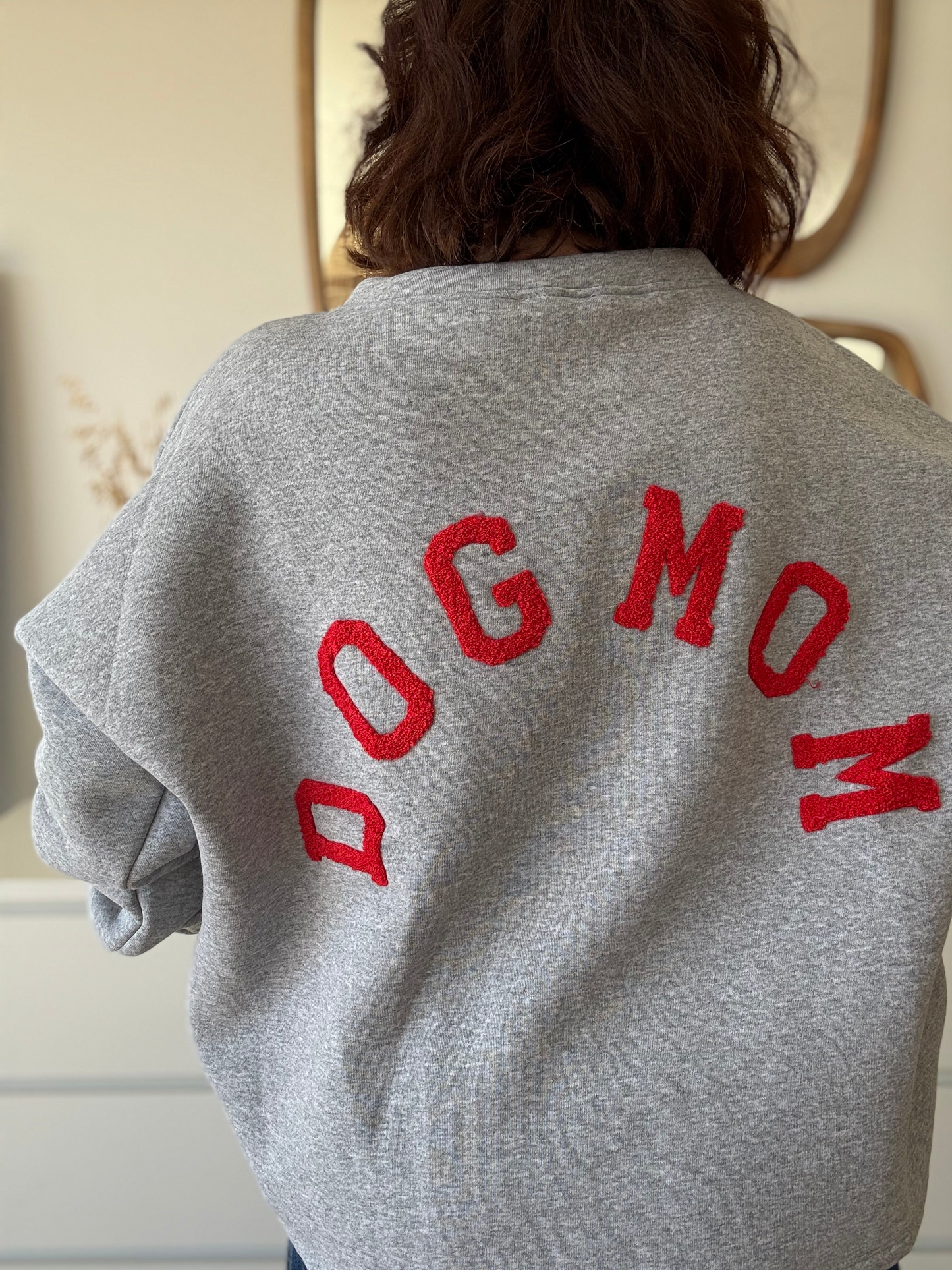 Sweat DOG MOM gris rouge