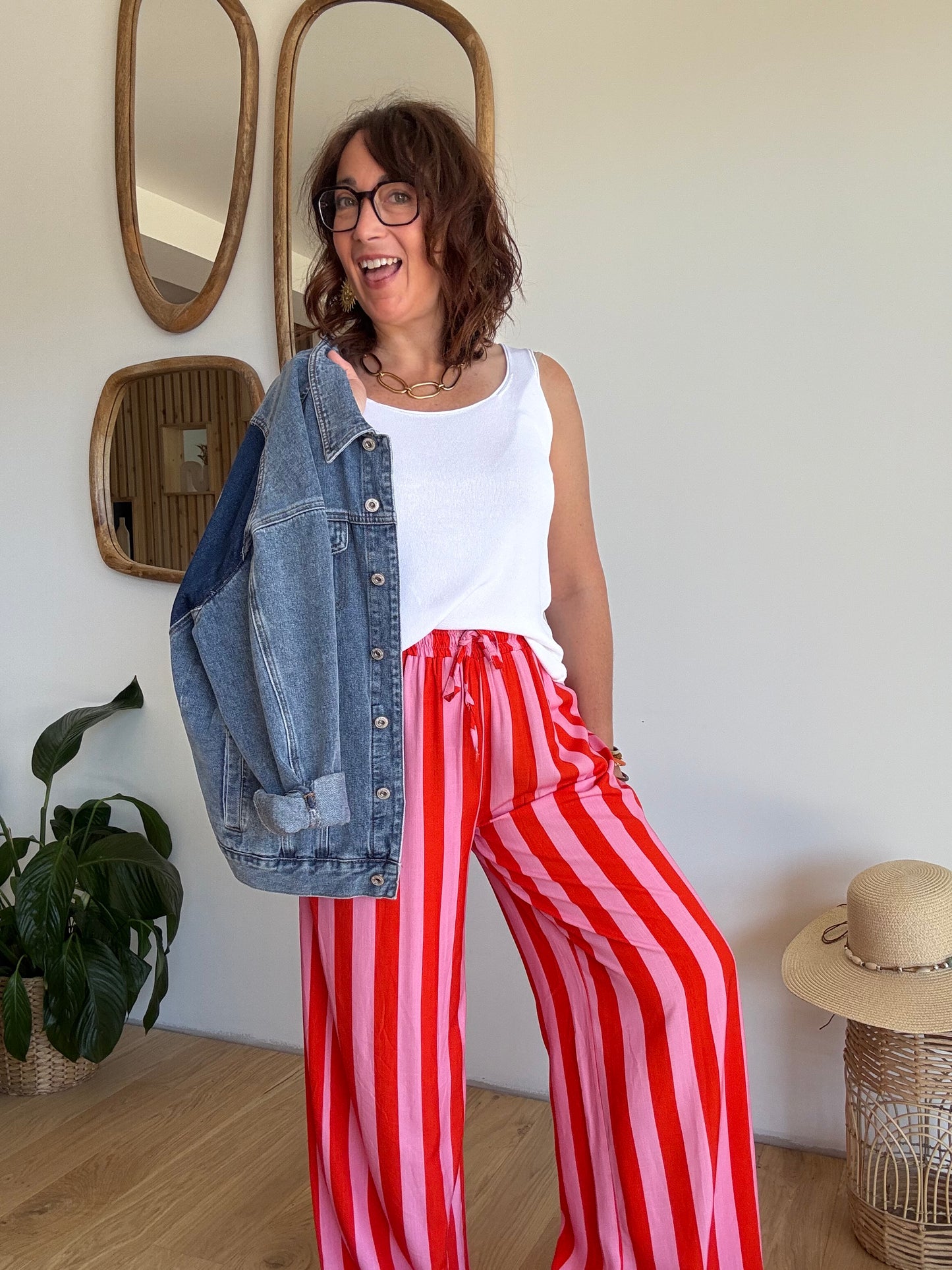 Pantalon fluide rayé orange et rose