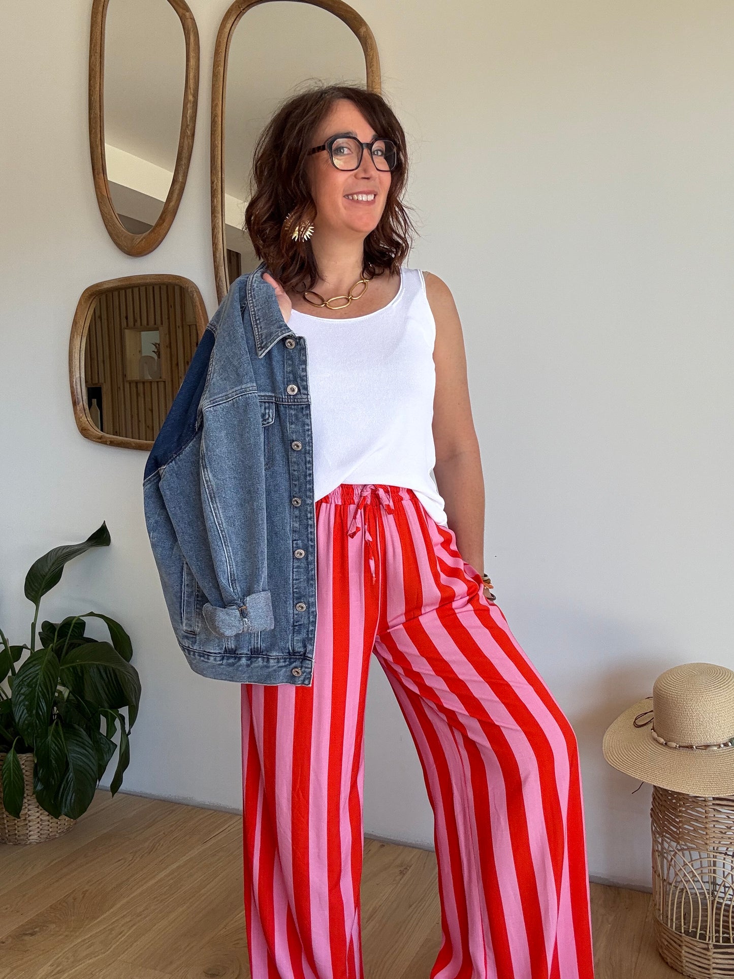 Pantalon fluide rayé orange et rose