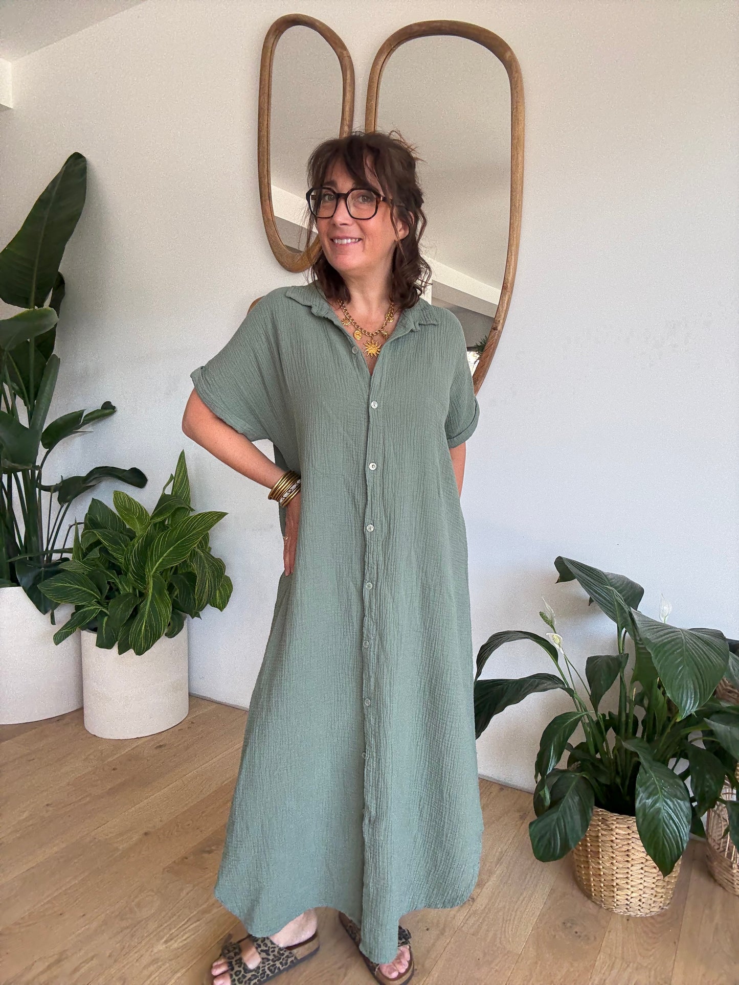 Robe chemise en gaze de coton kaki
