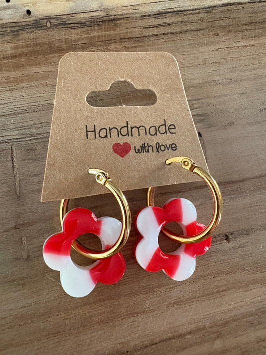 Boucles d’oreilles fleurs rouge et blanches