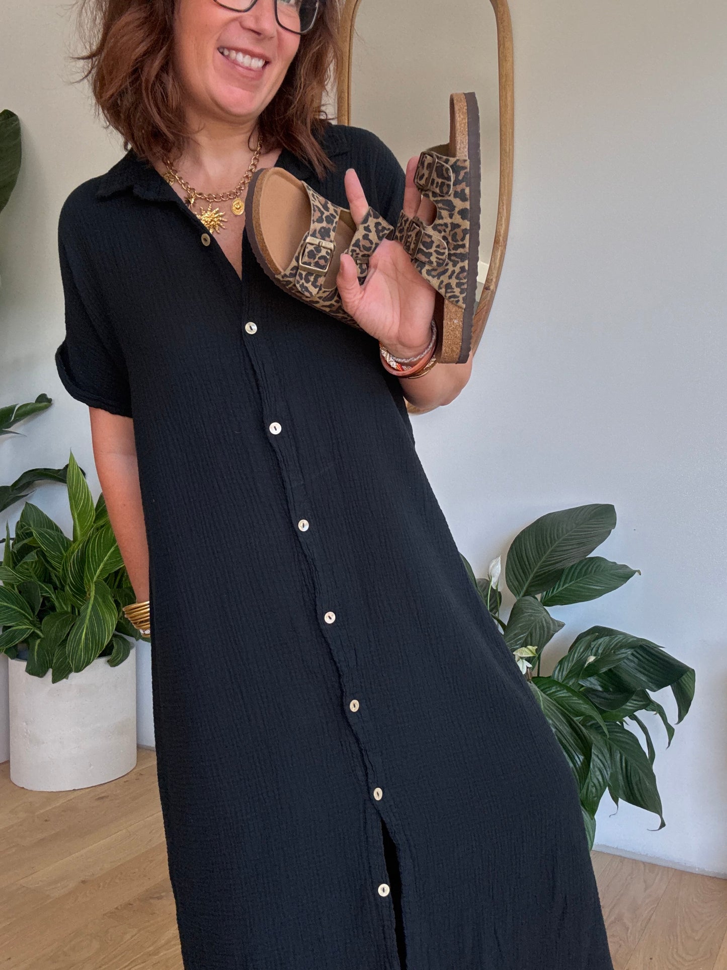 Robe chemise en gaze de coton noir