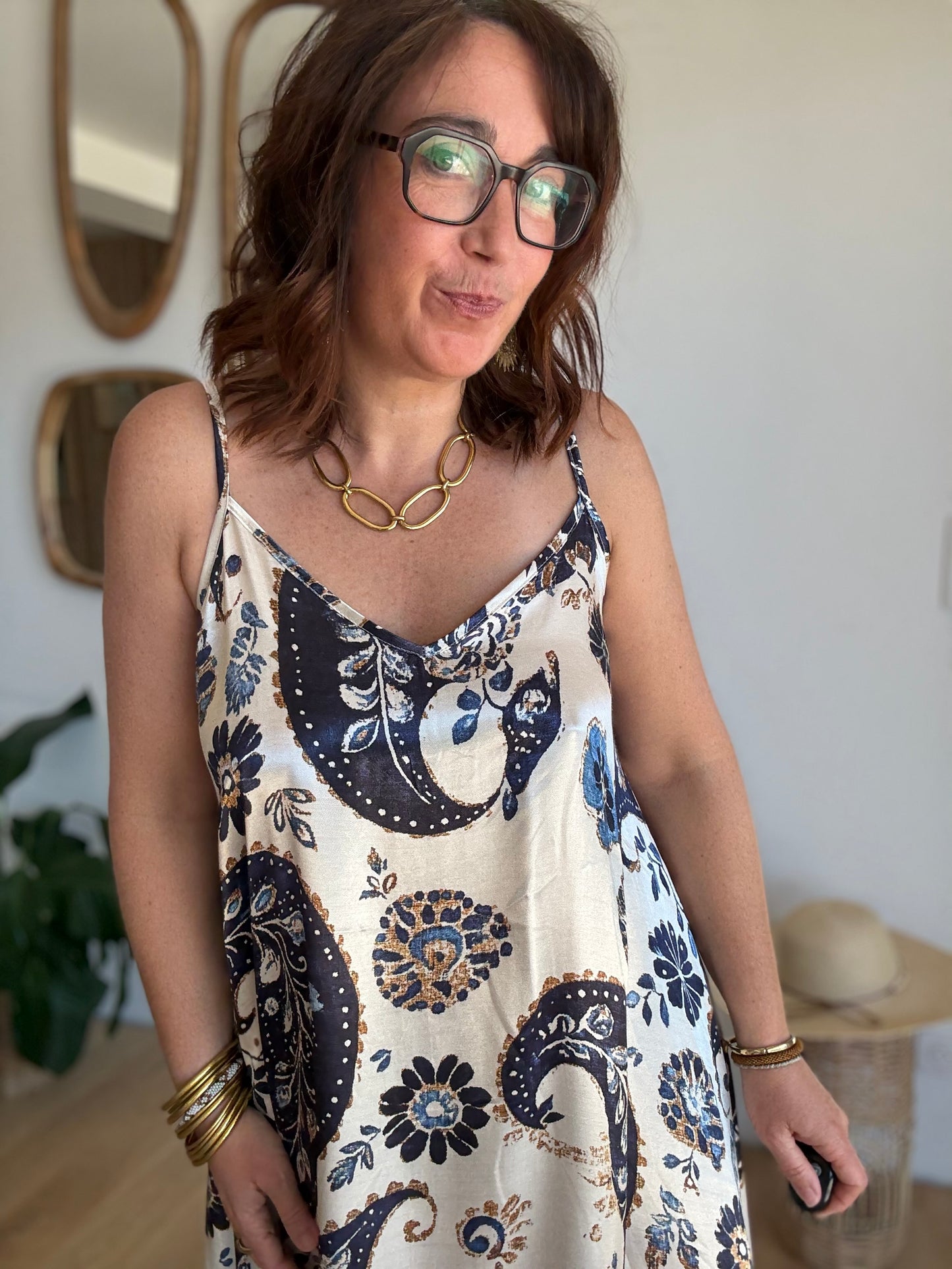 Robe longue marine satinée
