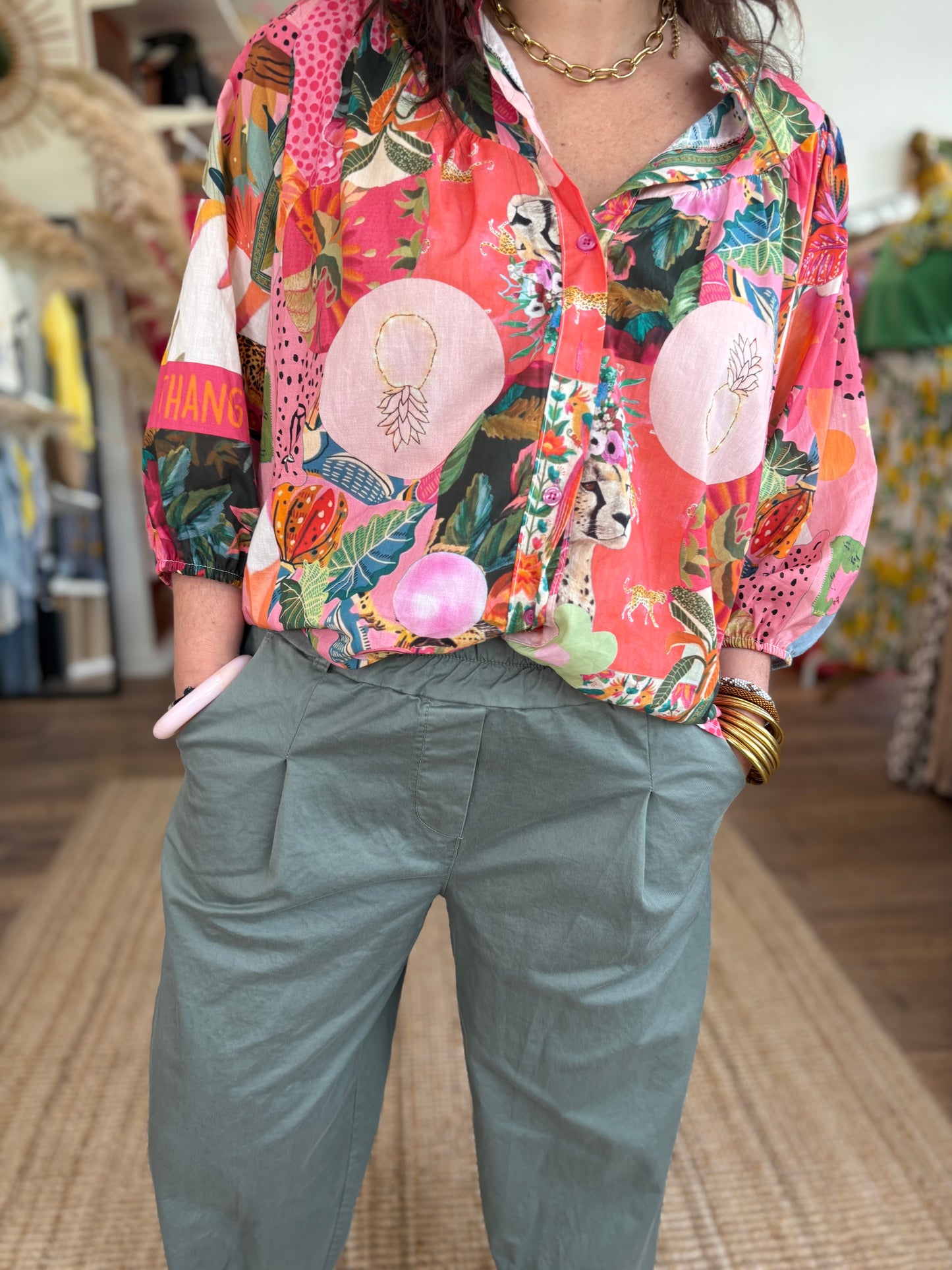 Pantalon kaki en coton – confort & style