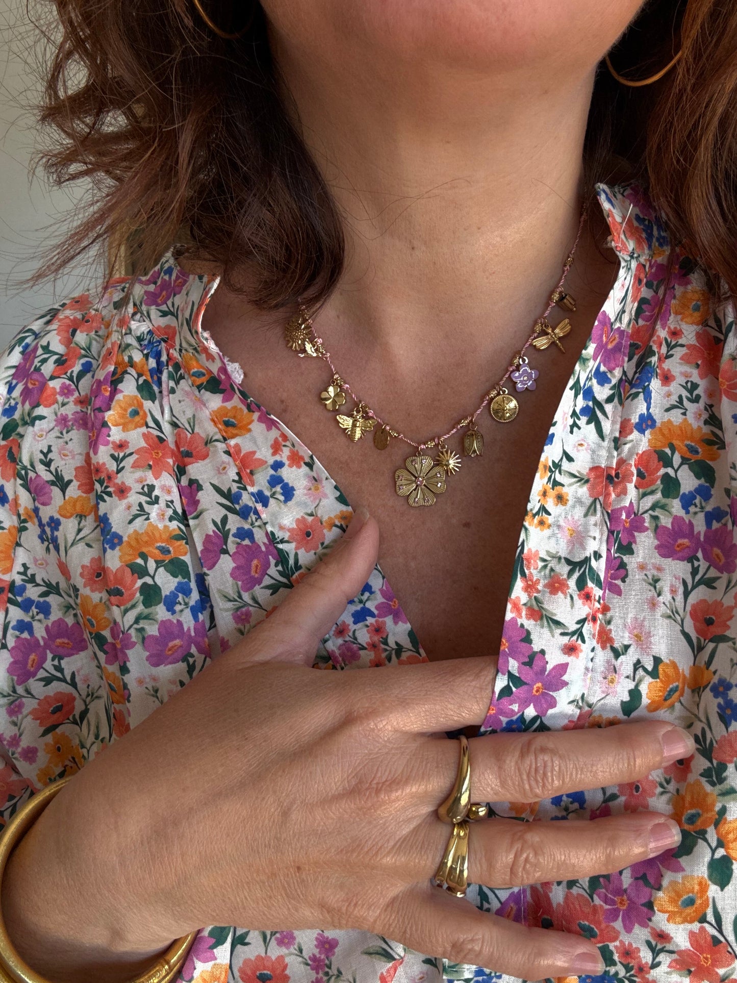Collier Lora