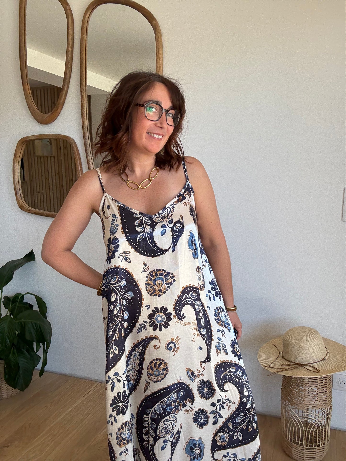 Robe longue marine satinée